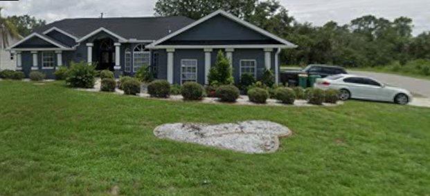 Single-Family Home in Port Charlotte, FL